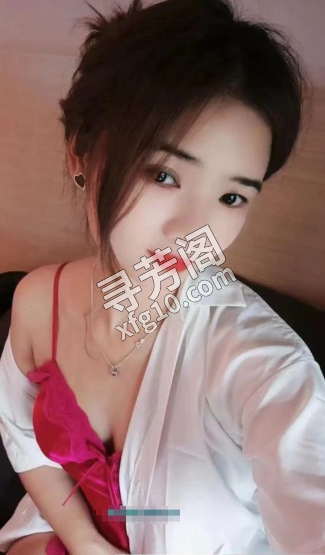 广州 大漂亮 地方 年龄 25岁-30岁 颜值： 6分 400 项目 鸳鸯浴，波推，按摩，吹箫，啪啪 2