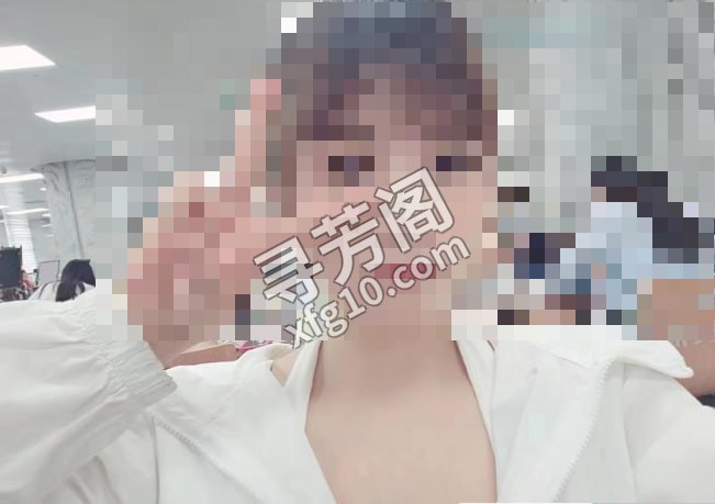 清纯小师妹 地方 年龄 25岁-30岁 颜值： 6分 800 项目 陪浴，按摩吹箫胸推，制服 2