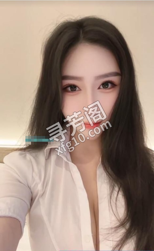成都南门一字马雅典娜 地方 年龄 25岁-30岁 颜值： 6分 600 项目 全套项目 不舌 3