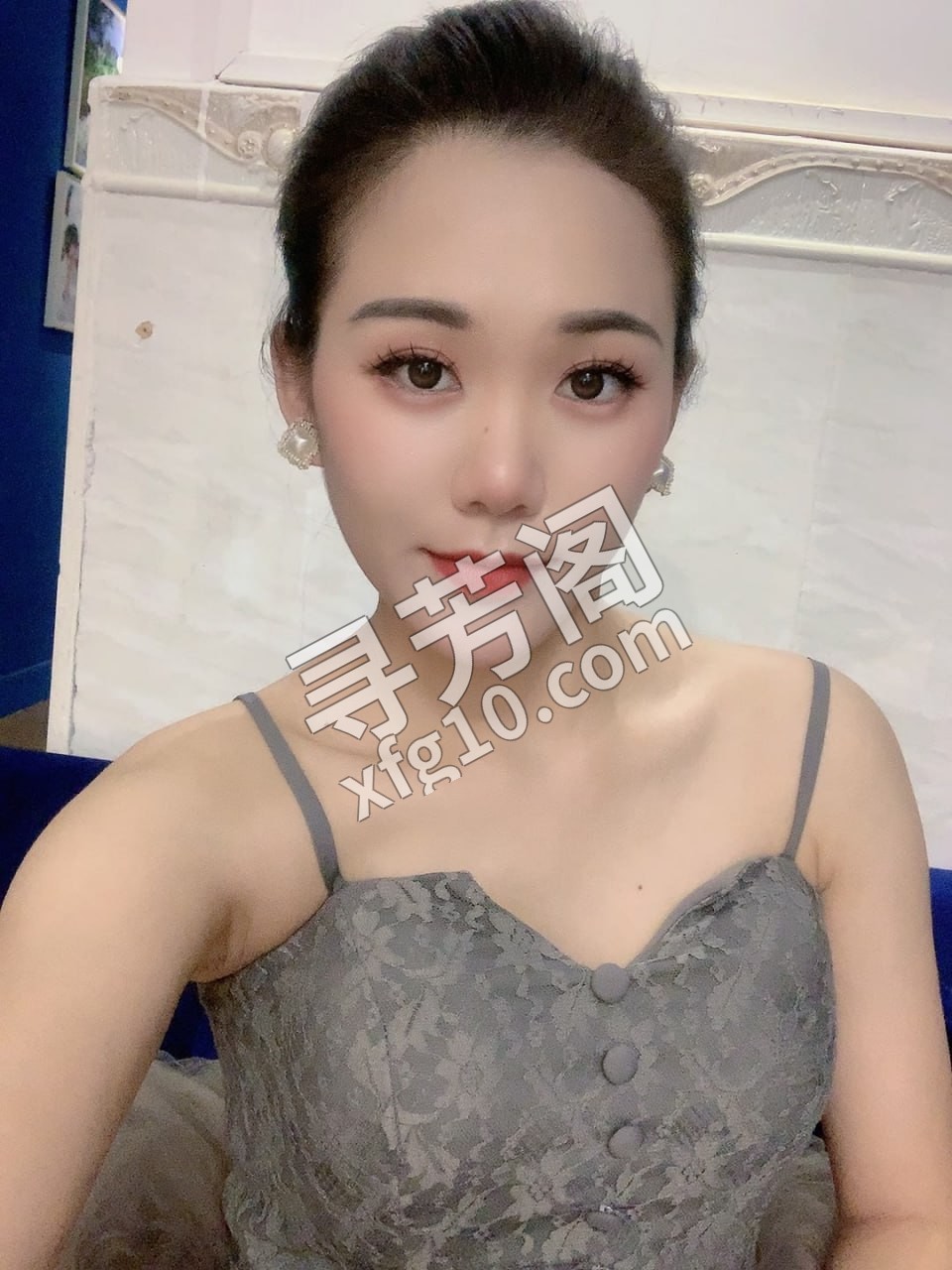 微胖居家少妇婷婷姐 地方 年龄 25岁-30岁 颜值： 8分 600 项目 鸳鸯浴，漫游，胸推，69式，冰火 5