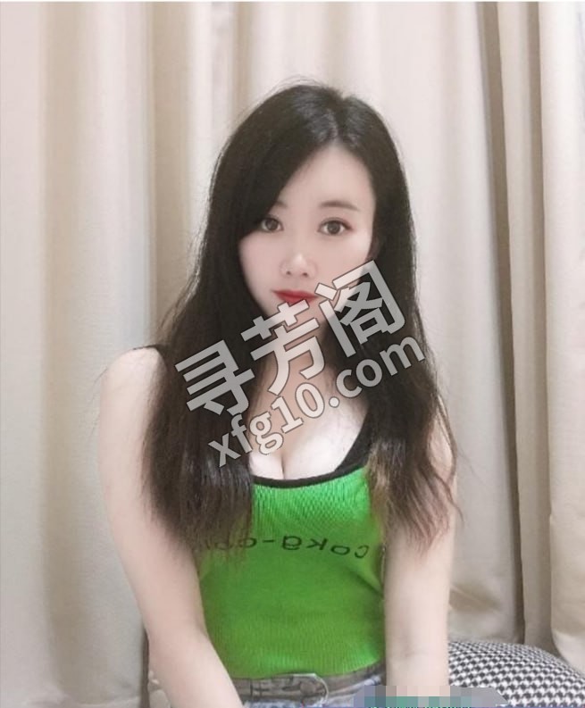 双流人妻萍萍 地方 年龄 25岁-30岁 颜值： 6分 500 项目 口交，毒龙，ab面，后入式传教士，人妻诱惑 2