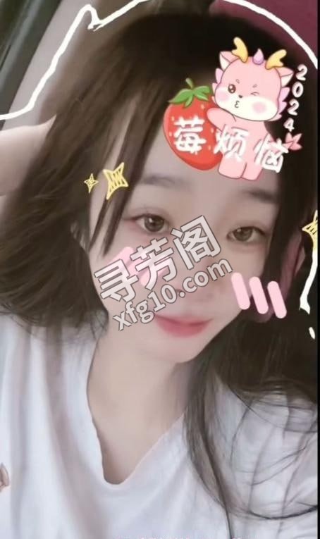 南沙女友感雯雯 地方 年龄 25岁-30岁 颜值： 6分 600 项目 鸳鸯浴，漫游调情，胸推，69式，口活 3