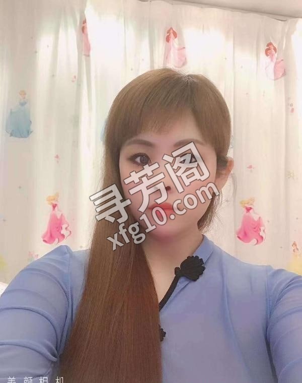 性价比雨露 地方 年龄 30岁-40岁 颜值： 5分 400 项目 舔全身，69，胸推，吹箫，大活 2