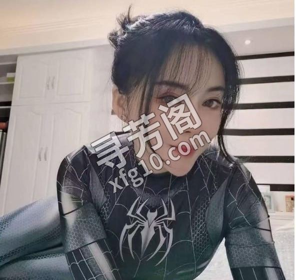 大胸丹妮姐 地方 年龄 30岁-40岁 颜值： 6分 500 项目 口、丝袜、制服、后入、波推 2