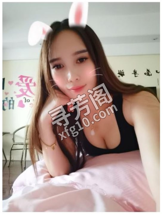 风骚女人 地方 年龄 25岁-30岁 颜值： 6分 400 项目 走水胸推漫游指滑哈气毒龙六九深喉吹做 3