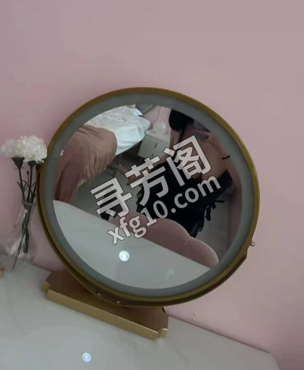 包河粉嫩大胸妹 地方 年龄 25岁-30岁 颜值： 6分 500 项目 培育，胸推，69，指滑 2