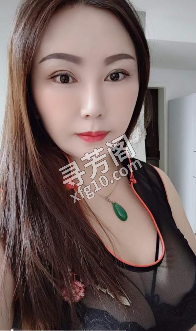 体育场居然轻熟女 地方 年龄 30岁-40岁 颜值： 6分 500 项目 陪洗 按摩 挑逗 胸推 毒龙 口爆 2