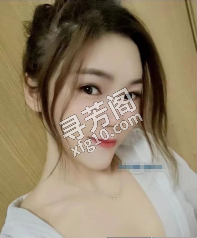 荔湾西村的骚货 位置 几岁 25岁-30岁 颜值＝ 6分 费用明细 500 项目 鸳鸯浴 水中潇 调情 吹箫 2