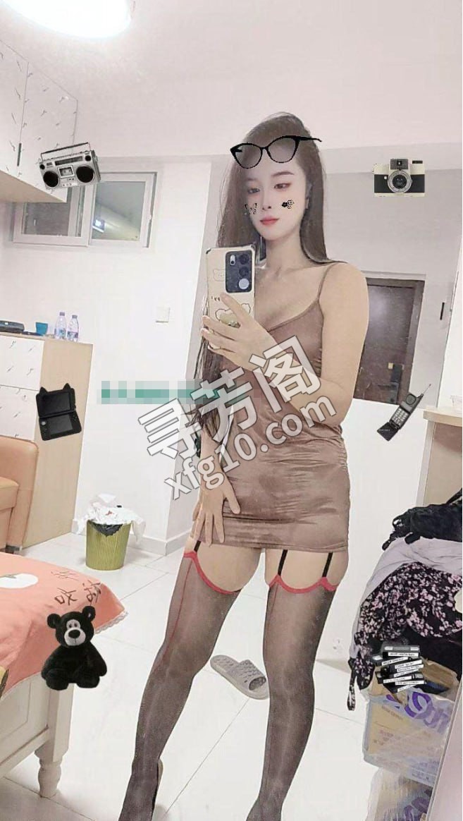风骚御姐 地方 蜀山区黄山路附近 年龄 25岁-30岁 颜值： 9分 600/1 项目 胸推，臀推，毒龙，口爆 2