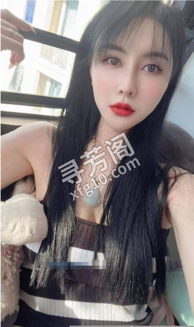 洪山风骚小少妇 地方 年龄 25岁-30岁 颜值： 6分 500 项目 陪浴，胸推，漫游，指滑，丝袜，口活爱爱等 2
