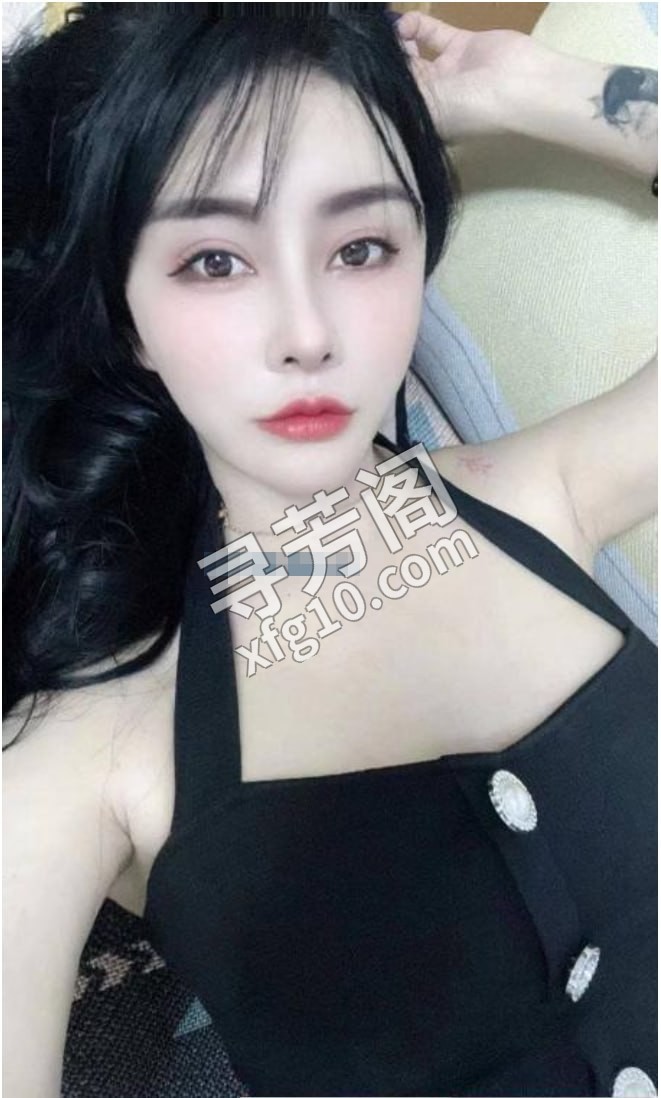 洪山风骚小少妇 地方 年龄 25岁-30岁 颜值： 6分 500 项目 陪浴，胸推，漫游，指滑，丝袜，口活爱爱等 3