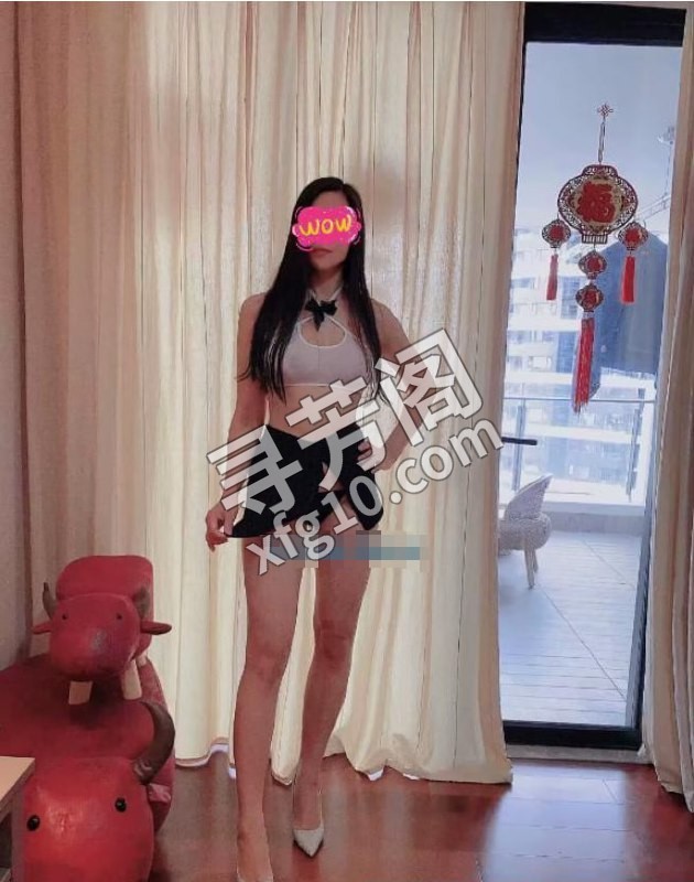 拱北翘臀轻熟女 地区 年龄 25岁-30岁 颜值 6分 价格 500 服务 鸳鸯浴，水萧，波推漫游，指滑，舔蛋 2