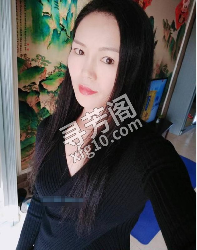 御姐女王丽丽 地方 年龄 30岁-40岁 颜值： 6分 500 项目 深喉，情趣丝袜，足交，啪啪，女王调教全套 2