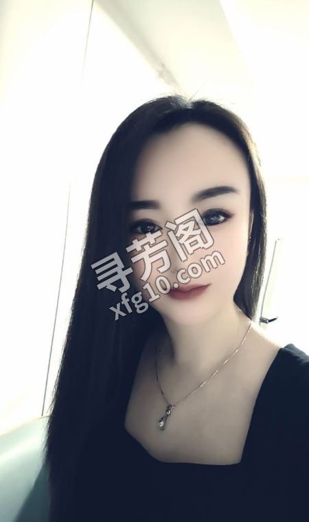 瑶海气质女人 地方 年龄 30岁-40岁 颜值： 6分 500 项目 丝袜、波推、吹箫、漫游、深喉、69、毒龙 3