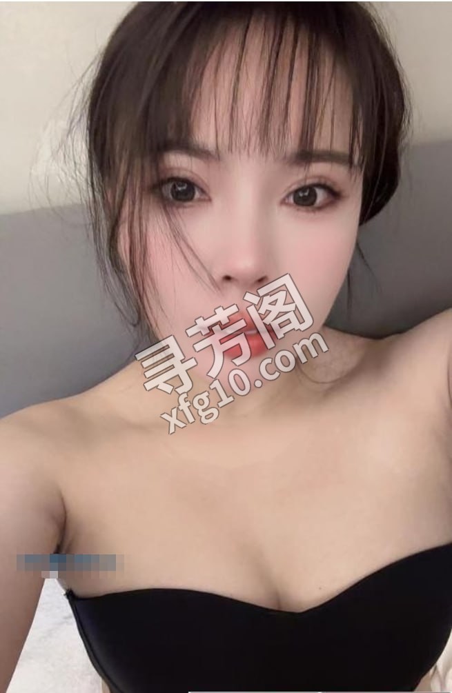 包河白虎美女 位置 几岁 25岁-30岁 颜值＝ 6分 费用明细 500 项目 培育、按摩、69、口交、丝袜 2