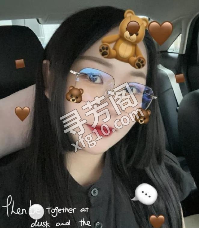 口活很棒的小姐姐 地方 年龄 25岁-30岁 颜值： 6分 500 项目 鸳鸯浴 漫游 冰火两重天 深喉 69 2