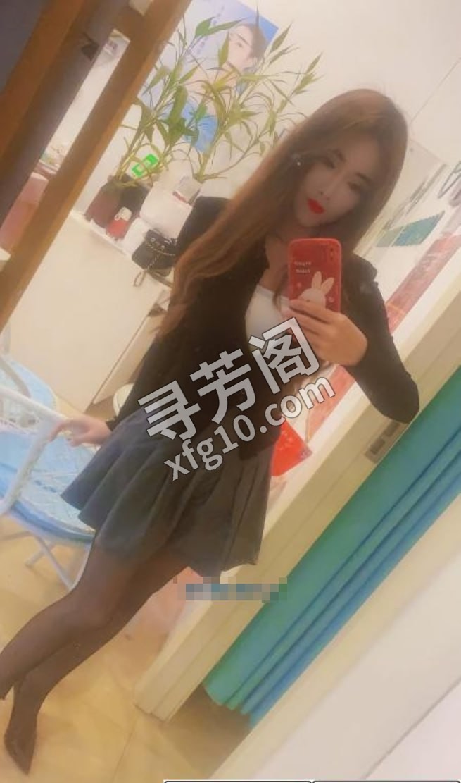 巨乳性感少妇 位置 几岁 25岁-30岁 颜值＝ 6分 费用明细 500 项目 鸳鸯浴，69，乳交，漫游，舌吻 2