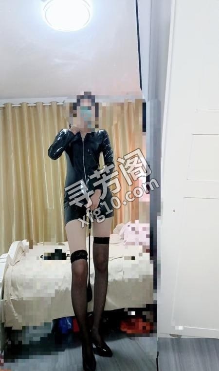 木木女王sm丝足 地方 年龄 25岁-30岁 颜值： 6分 300 项目 女王，丝袜足交，高跟诱惑，情趣制服 2