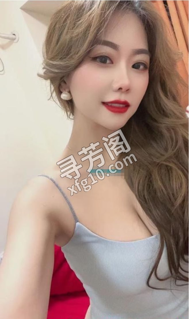 迷人的少妇 地方 年龄 25岁-30岁 颜值： 6分 500 项目 不毒龙，不后花，不无帽其他都能玩 3