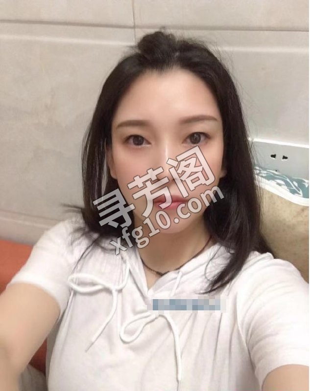 大胸翘臀少妇 地方 年龄 30岁-40岁 颜值： 6分 400 项目 洗澡，水中萧，波推，69，毒龙，调情 2