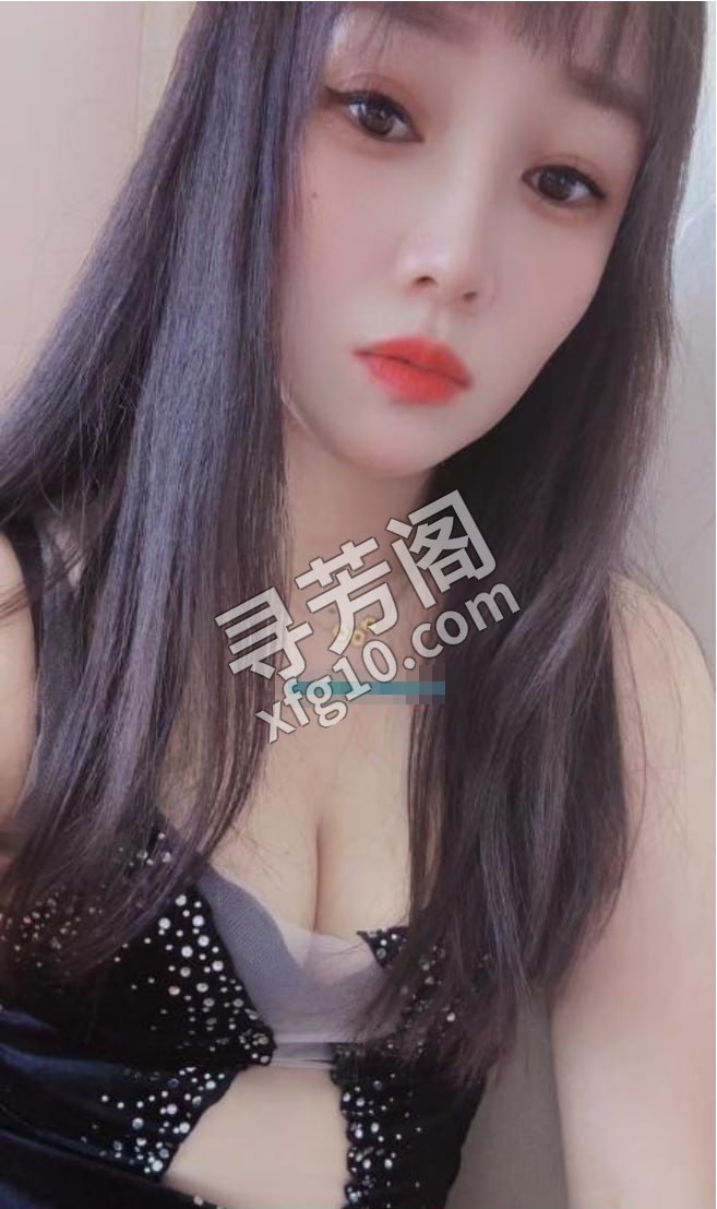 惠城肥臀熟女 地方 年龄 25岁-30岁 颜值： 6分 600 项目 鸳鸯浴，裸吹，过水，漫游，冰火，69 2