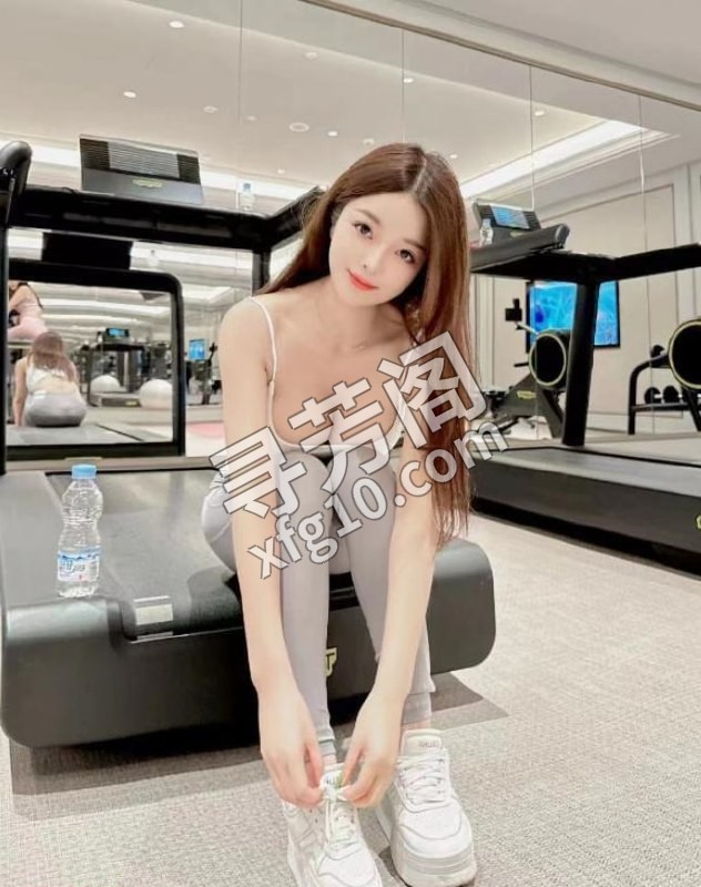 胸大技术好的妹妹 地方 年龄 25岁-30岁 颜值： 6分 600 项目 鸳鸯浴 吹箫 毒龙 冰火体验 制服 2