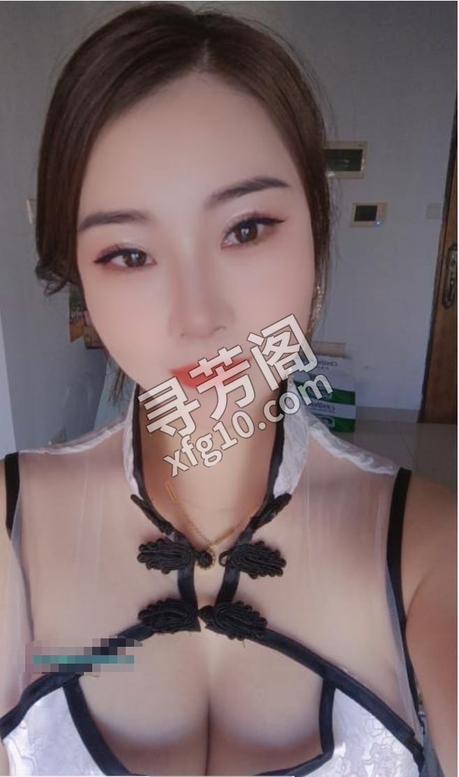 惠城幺妹 地方 年龄 25岁-30岁 颜值： 6分 600 项目 鸳鸯浴， 波推，指滑，制服，调情，漫游，69 3