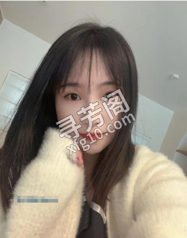 武昌小嫩妹听话懂事 地方 年龄 18岁-20岁 颜值： 9分 600 项目 口爆，69，波推，冰火，制服丝袜， 2
