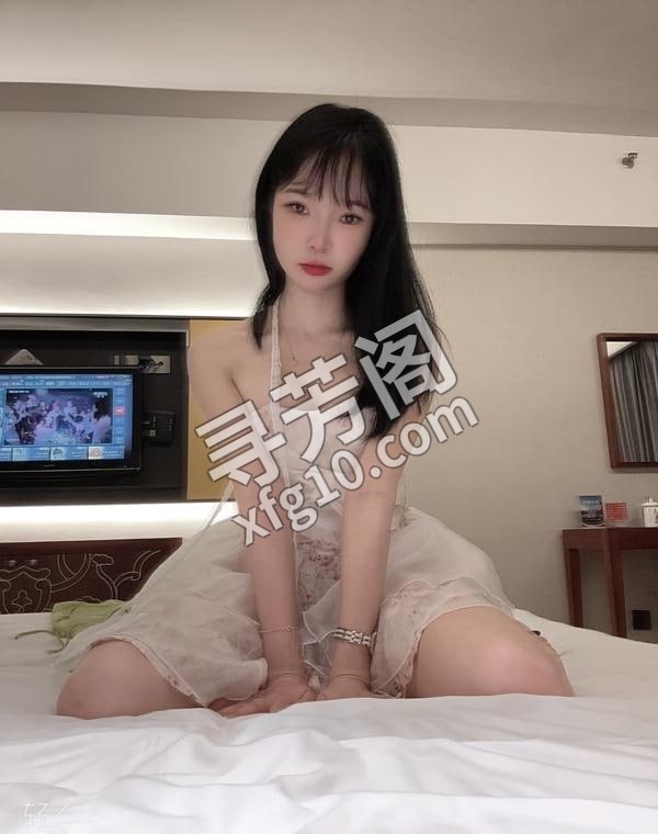 良家少女橙橙子 地方 年龄 25岁-30岁 颜值： 6分 600 项目 鸳鸯浴 水中萧 无套口 制服 丝袜诱惑 2