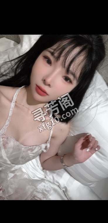 良家少女橙橙子 地方 年龄 25岁-30岁 颜值： 6分 600 项目 鸳鸯浴 水中萧 无套口 制服 丝袜诱惑 3