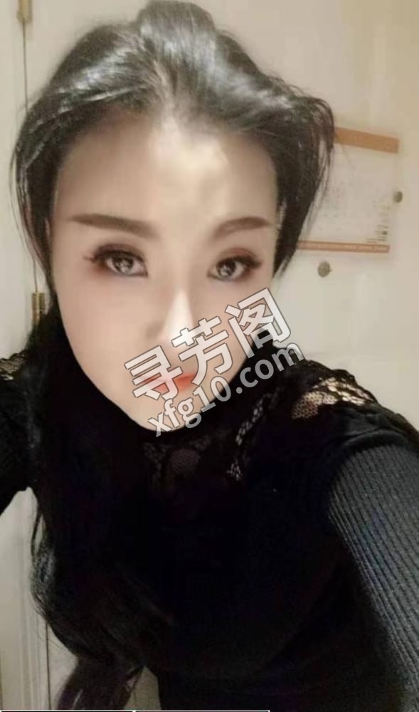 贵阳御姐大长腿 地方 年龄 25岁-30岁 颜值： 6分 600 项目 毒龙，69，特色水磨，水床，倒挂金钩 3