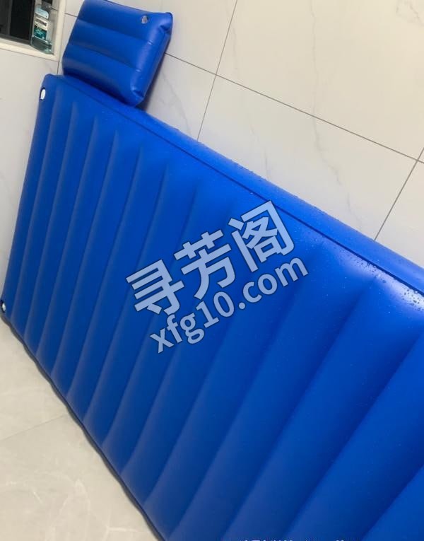 佛山禅城水床小奇 地方 年龄 25岁-30岁 颜值： 6分 600 项目 水床 泡泡浴 胸推漫游 深喉吹 3