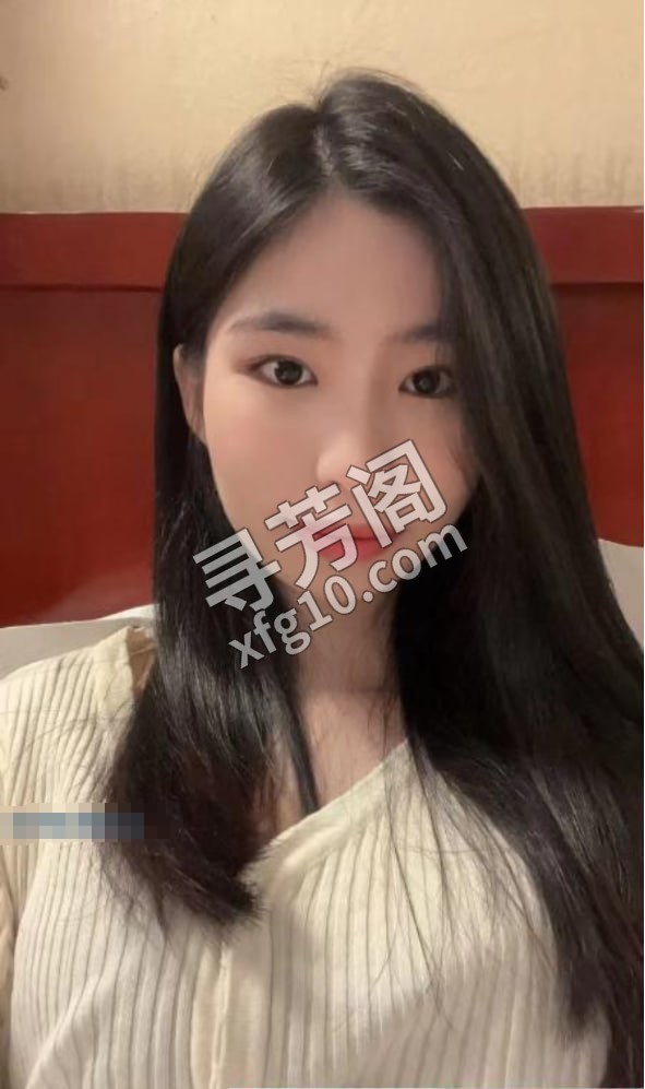 兼职美妆玲玲 地方 市辖区 年龄 25岁-30岁 颜值： 6分 700 项目 制服调情 洗吹做 3