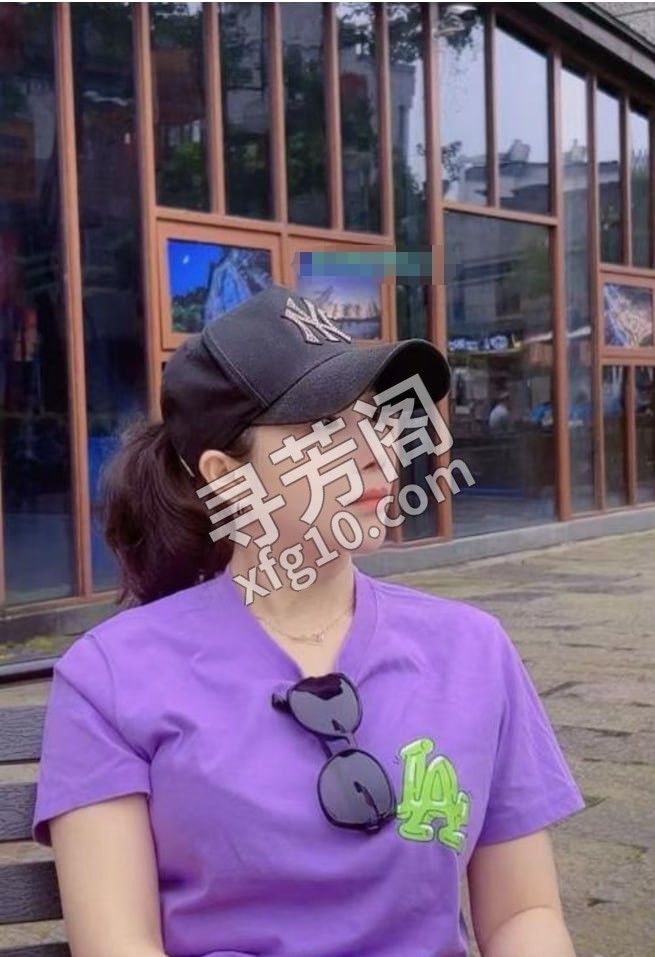 杭州兼职少妇 地方 年龄 30岁-40岁 颜值： 6分 500 项目 丝袜、胸推、漫游、口、爱爱 2