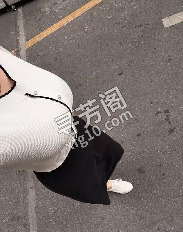 龙岗绝活大哅美女 地方 市辖区 年龄 25岁-30岁 颜值： 6分 700 项目 按摩、波推、喷水 3