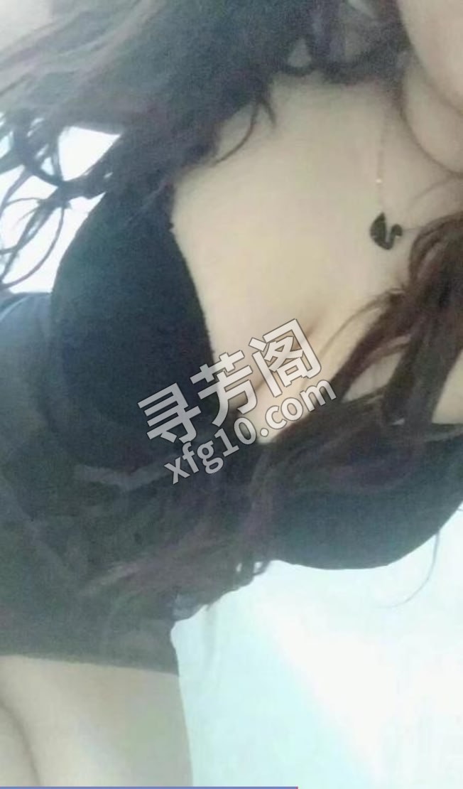 大连开发区春心 地方 年龄 25岁-30岁 颜值： 6分 300 项目 深口，各种姿势 2