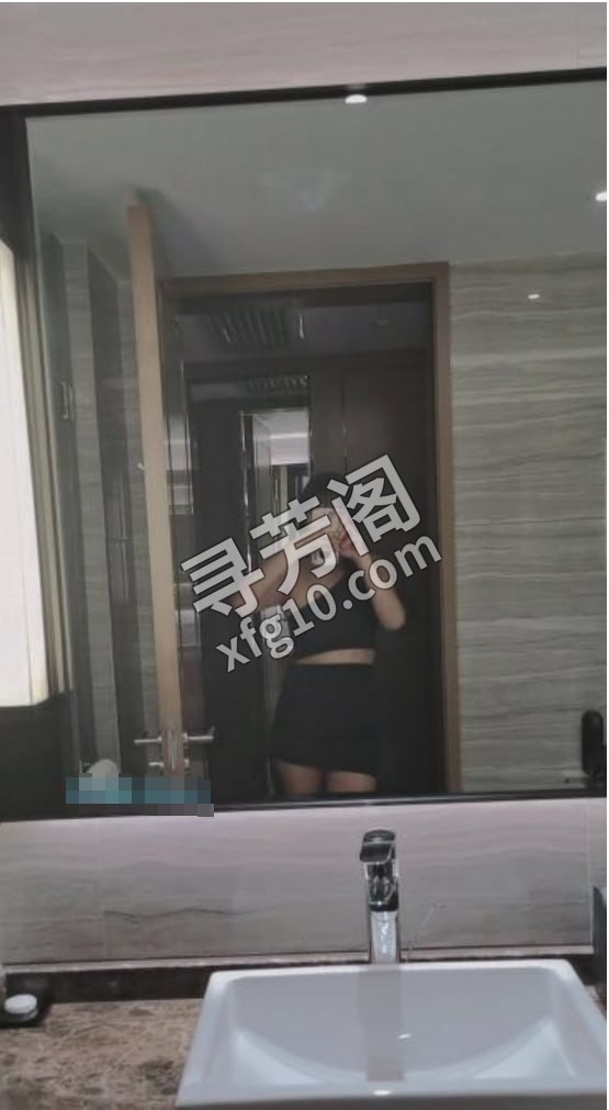 宁波半套SPA 地方 年龄 25岁-30岁 颜值： 6分 400 项目 半套SPA 4