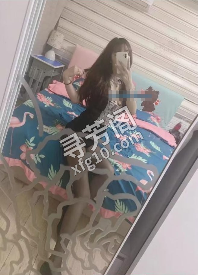 长沙芬达 位置 几岁 25岁-30岁 颜值＝ 6分 费用明细 700 项目 全套项目，该有的都有 号 2