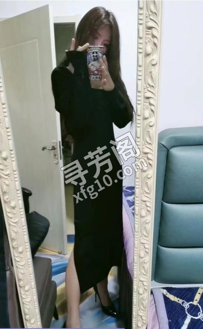 长春嘉玉 地方 年龄 25岁-30岁 颜值： 6分 400 项目 4张口大 5张全套 6张多了毒龙、69 2