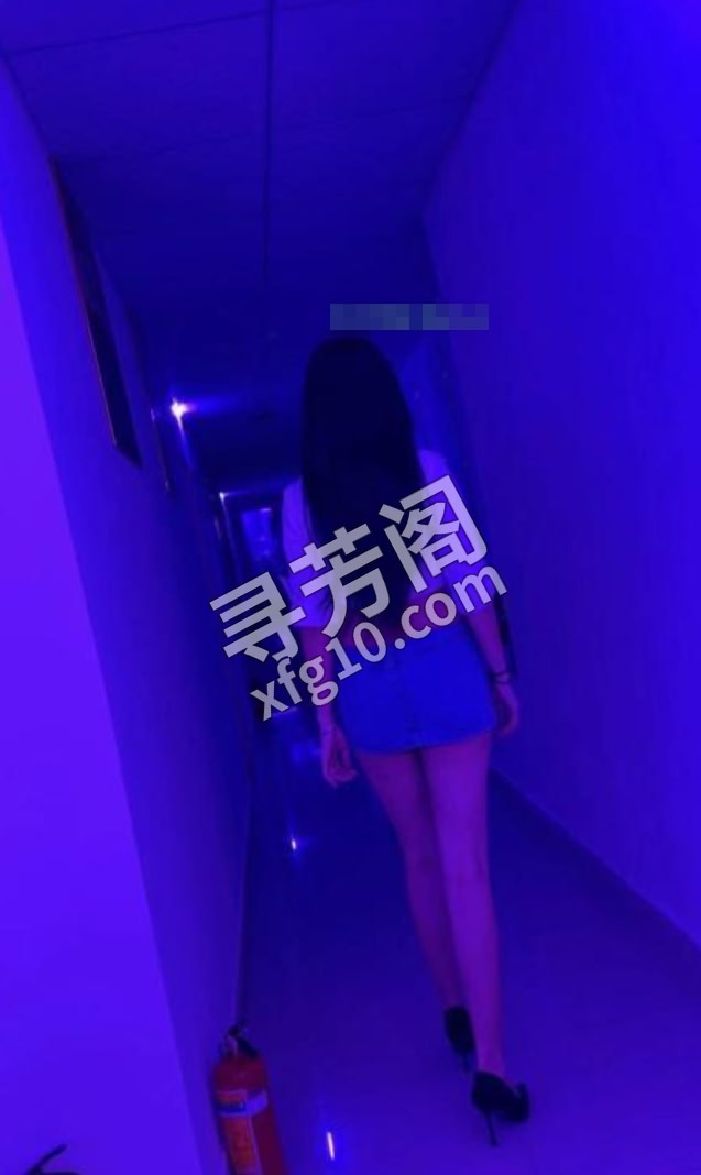 依依 地方 年龄 25岁-30岁 颜值： 6分 600 项目 全套项目 2