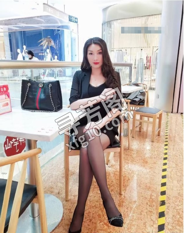 罗湖御姐 地方 市辖区 年龄 30岁-40岁 颜值： 6分 400 项目 鸳鸯浴，OL制服，SW，DL，无T吹 2