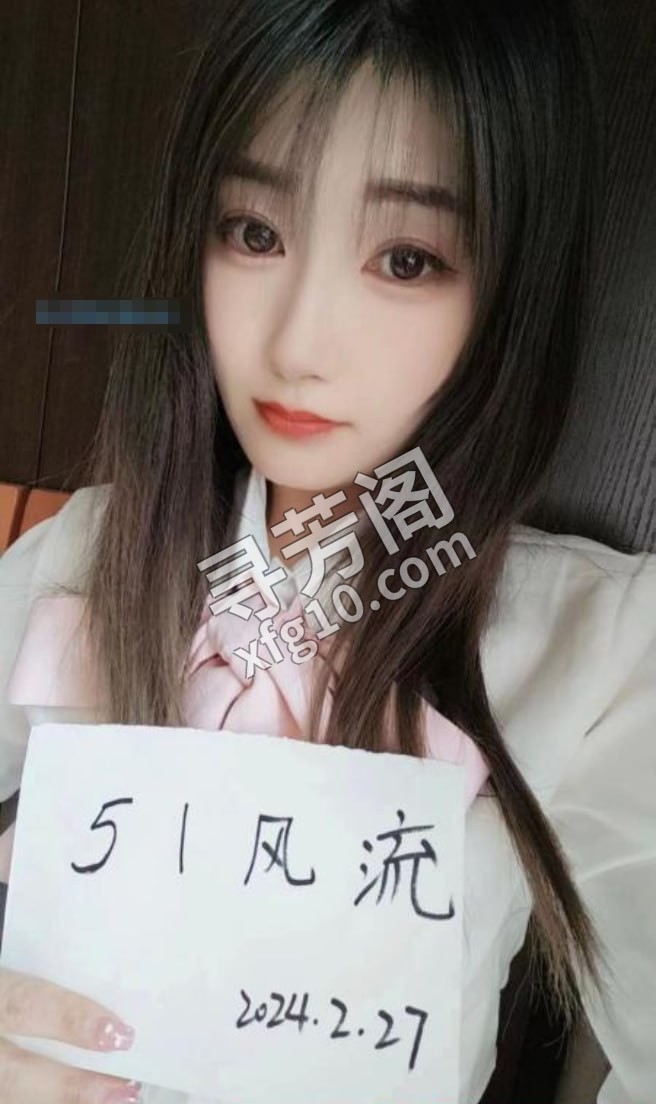 沙坪坝长发丰满御姐 地方 沙坪坝区 年龄 25岁-30岁 颜值： 6分 500 项目 69 胸推 吹箫 爱爱 4