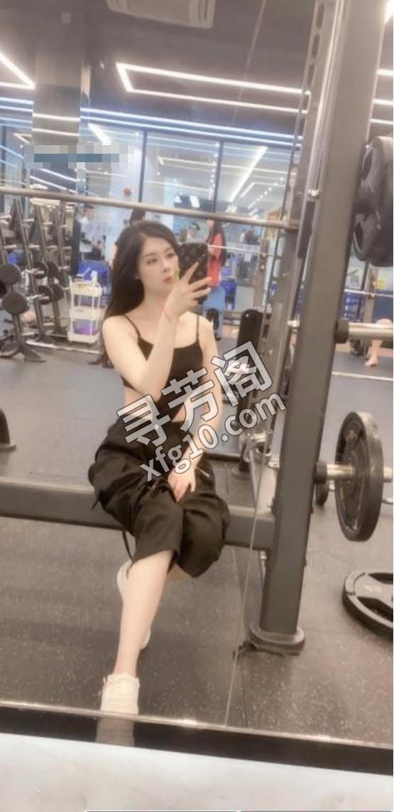项目系妹子kimi 地方 年龄 25岁-30岁 颜值： 6分 500 项目 鸳鸯浴， 指划， 漫游， 口 2