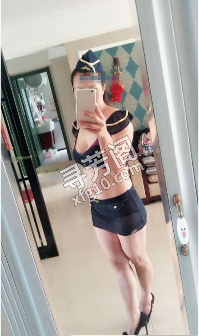昆山楼凤姐姐 地方 年龄 30岁-40岁 颜值： 5分 500 项目 看图中介绍，有调教 2