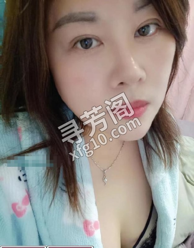 喷水熟女 地方 青浦区 年龄 30岁-40岁 颜值： 6分 400 项目 深喉、胸推、制服诱惑、内射、舌吻 2