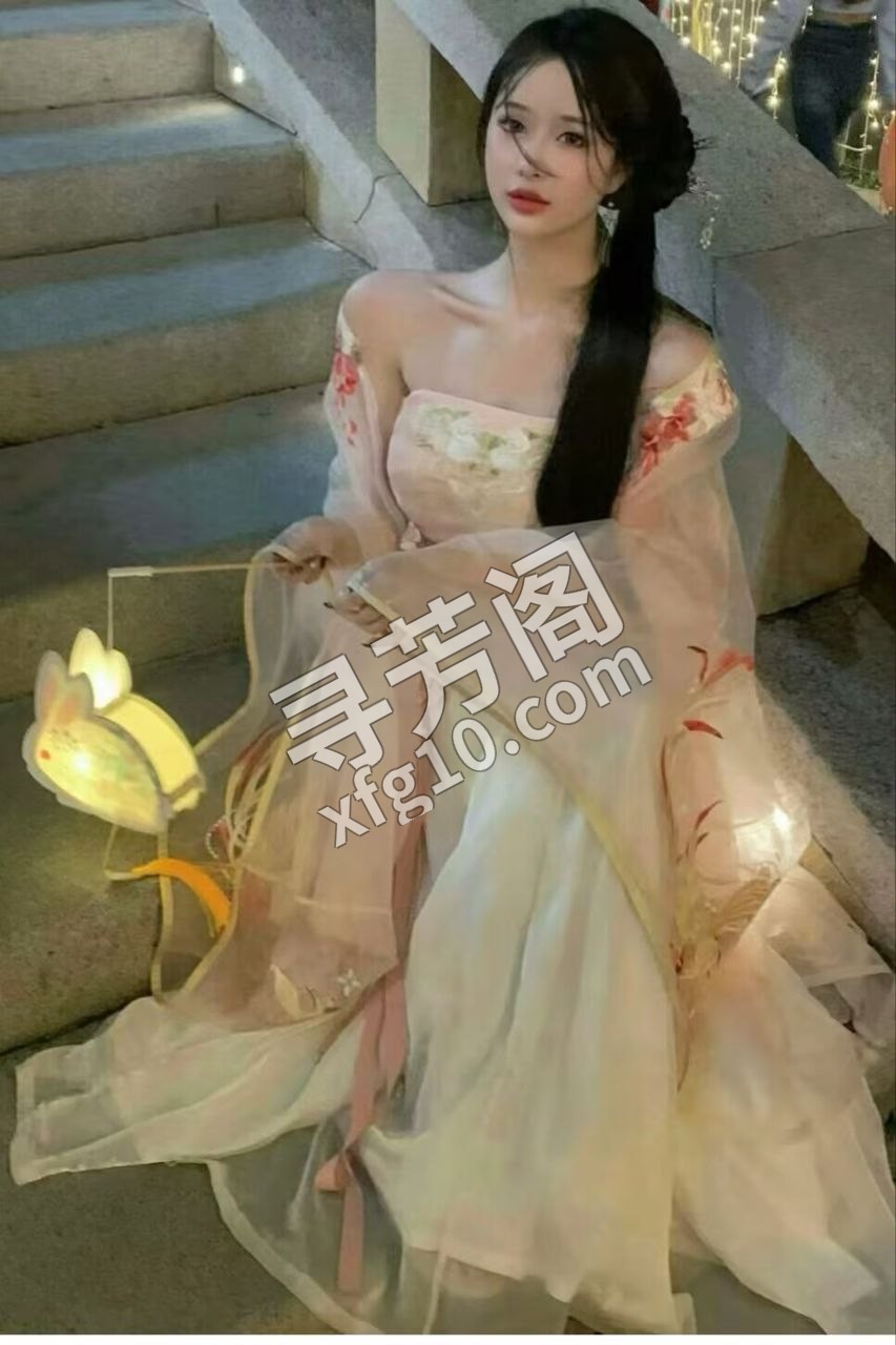 极品古风小姐姐 评价=10分 地址= 年龄=20 颜值=9分 价格=700两次 服务项目：鸳鸯浴 啪啪 69 2