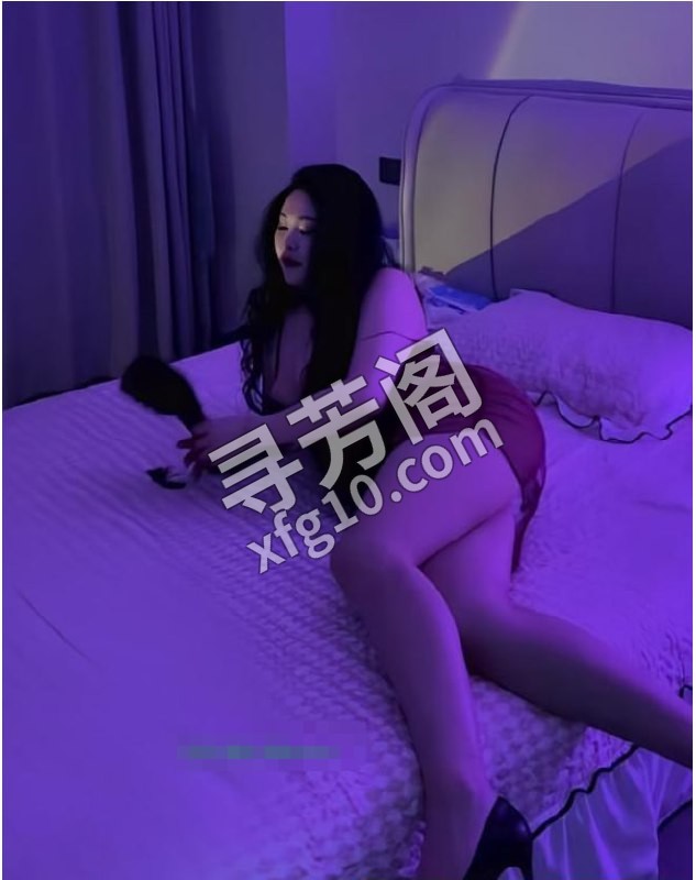 雁塔区丰满小龙女 地方 年龄 25岁-30岁 颜值： 6分 700 项目 鸳鸯浴，胸推漫游，舌吻，口活，69 4