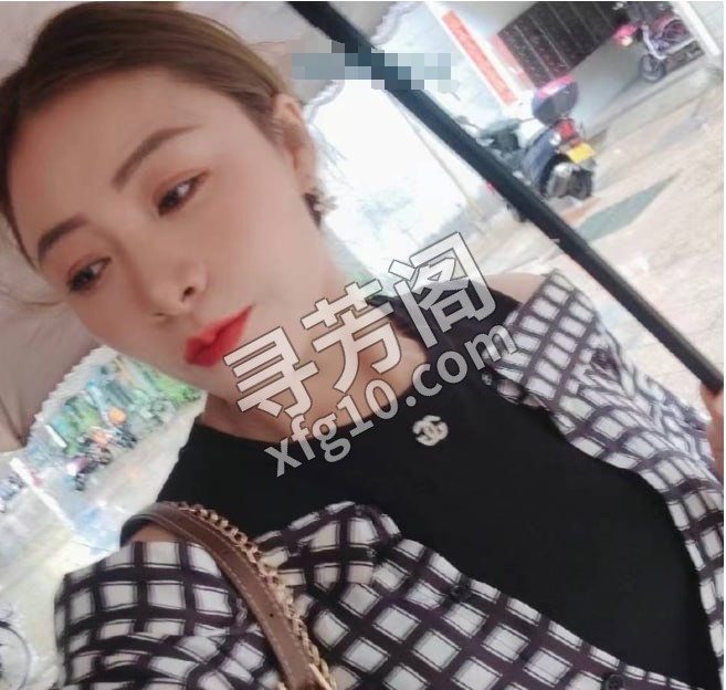 江宁丰满美少妇 地方 年龄 30岁-40岁 颜值： 6分 500 项目 指划，胸划，陪浴，69，口，DL 2