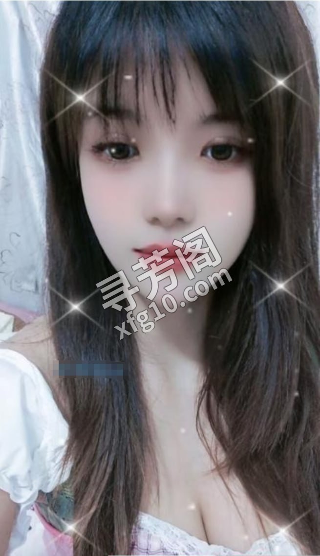 河南岸莉莉 地方 年龄 25岁-30岁 颜值： 6分 800 项目 按摩，指滑，AB面，制服，丝袜，温柔细语 3