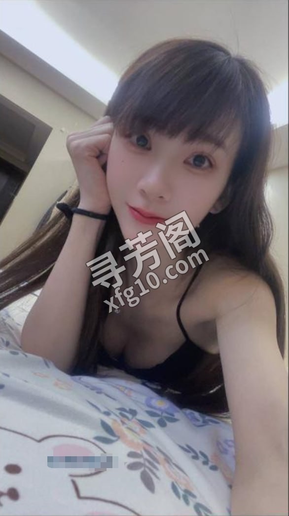 仙女小雅 地方 普陀区 年龄 25岁-30岁 颜值： 6分 700 项目 69.口爆，毒龙，爱爱，冰火，亲亲 3